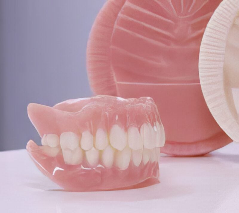 Fully digital milled complete dentures 1